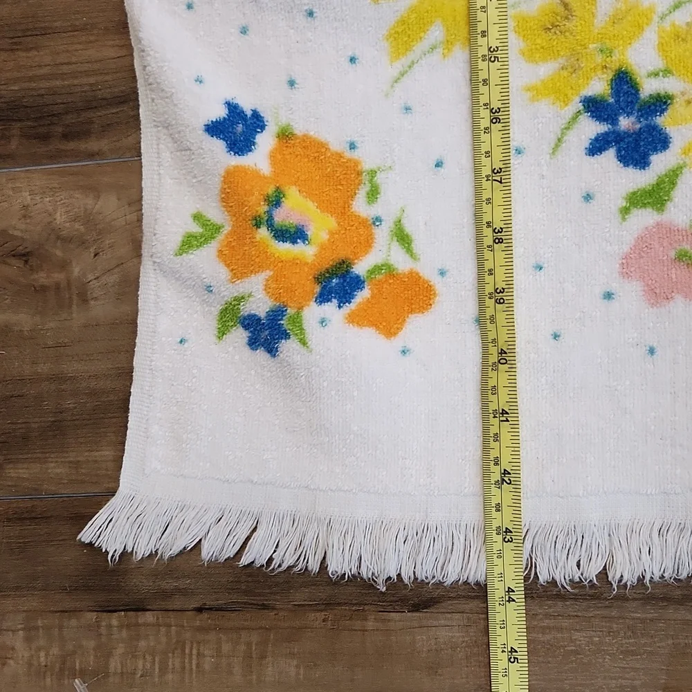Lady Pepperell vintage floral themed Spring towels